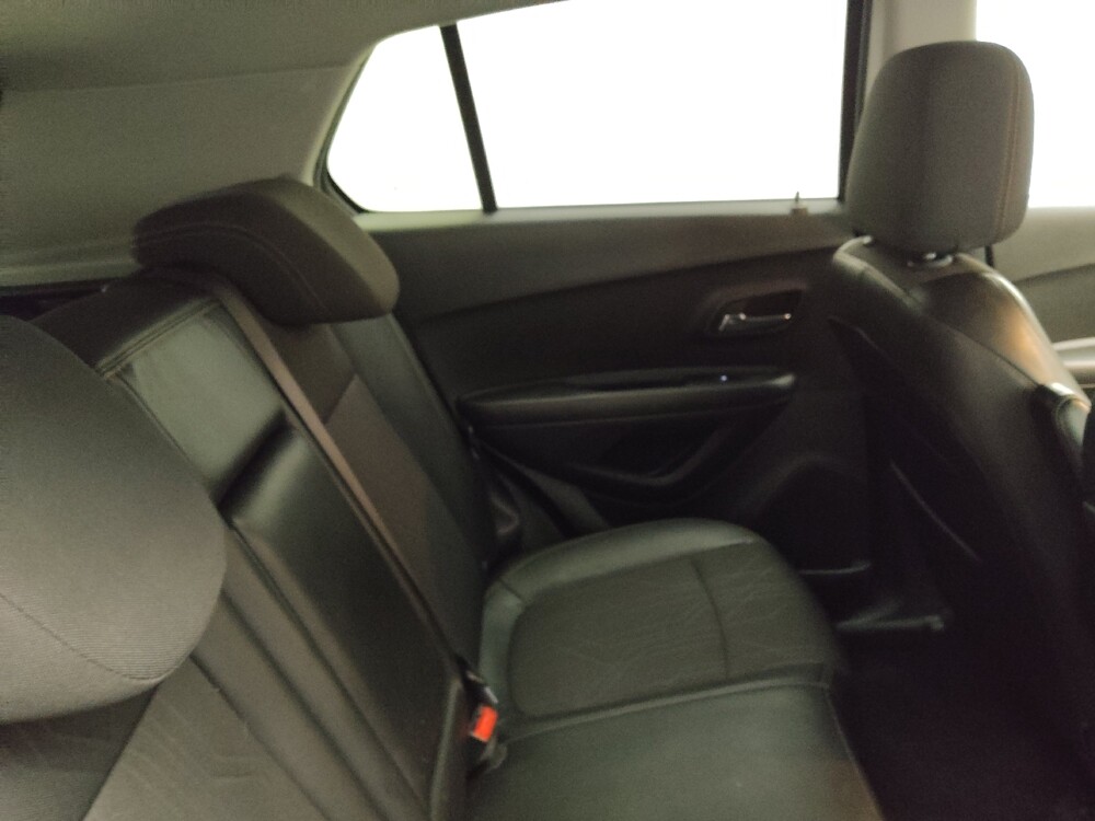 2019 Chevrolet Trax in Midlothian, IL 60445 - 18086473 19