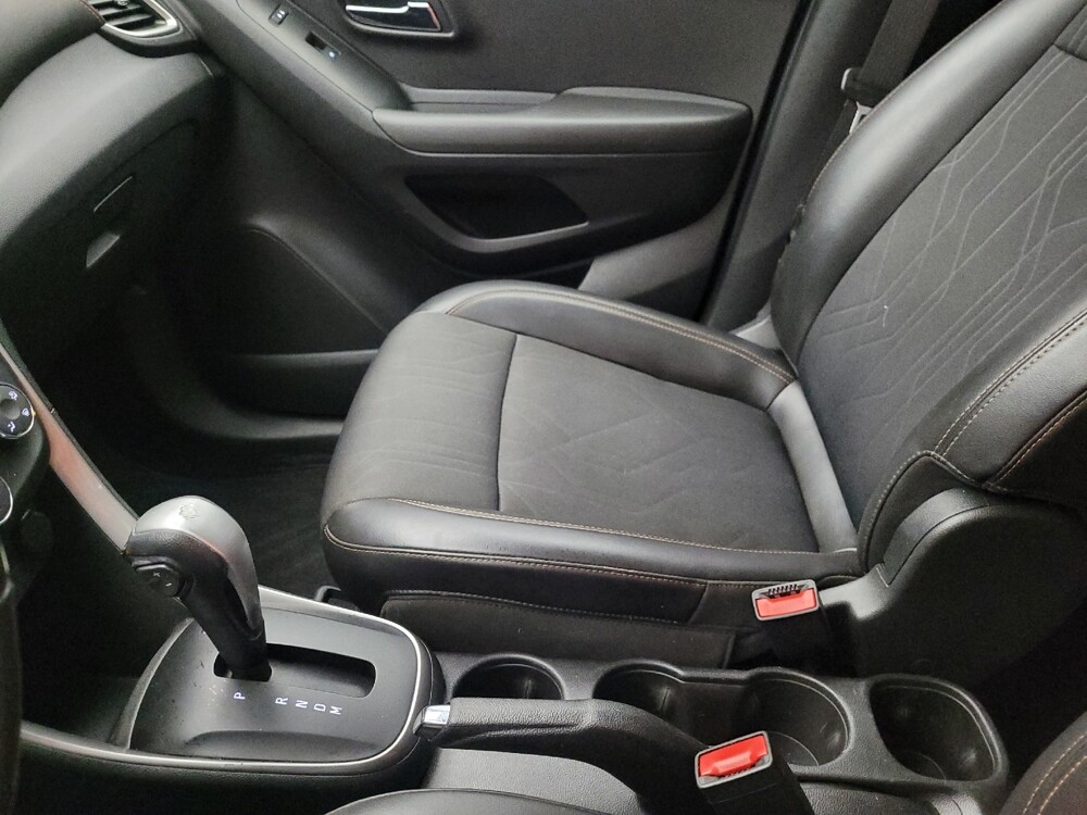 2019 Chevrolet Trax in Midlothian, IL 60445 - 18086473 26