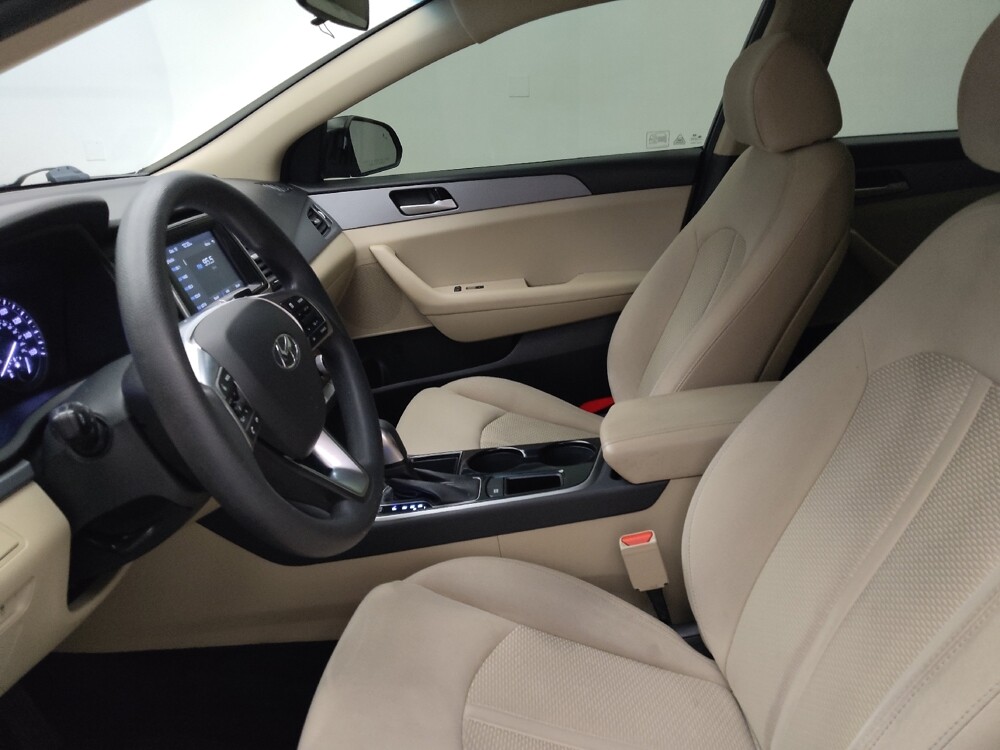 2019 Hyundai Sonata in Peoria, IL 61615 - 18086478 17