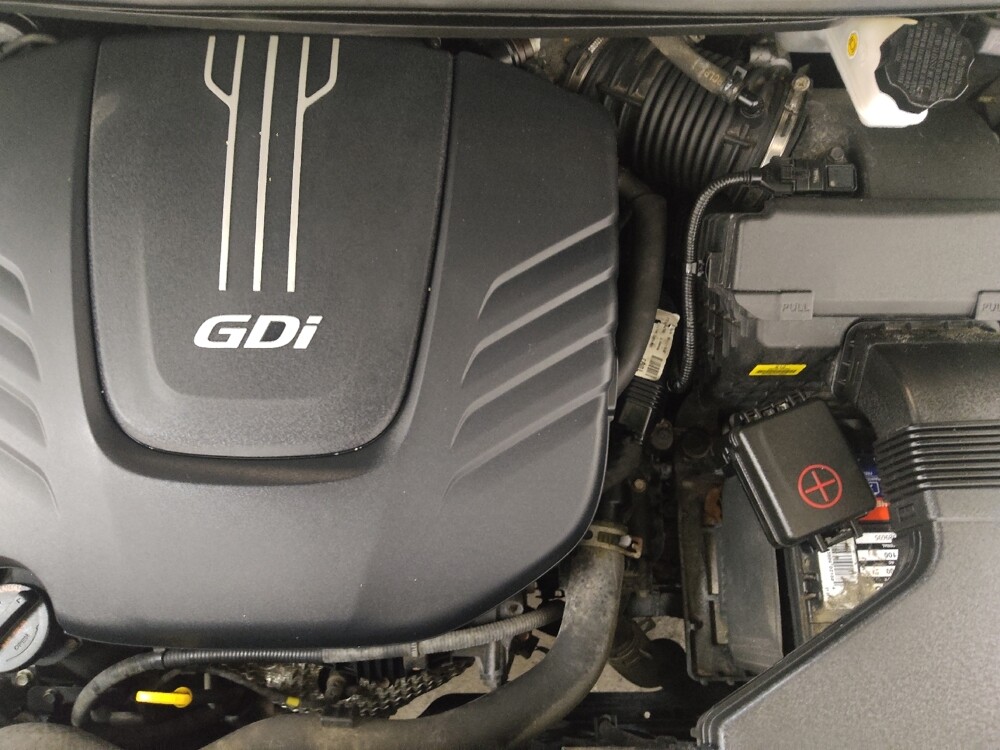 2016 Kia Sedona in Fairfield, OH 45014 - 18086482 30