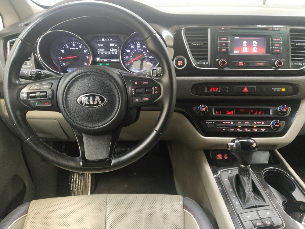 2016 Kia Sedona in Fairfield, OH 45014 - 18086482 22