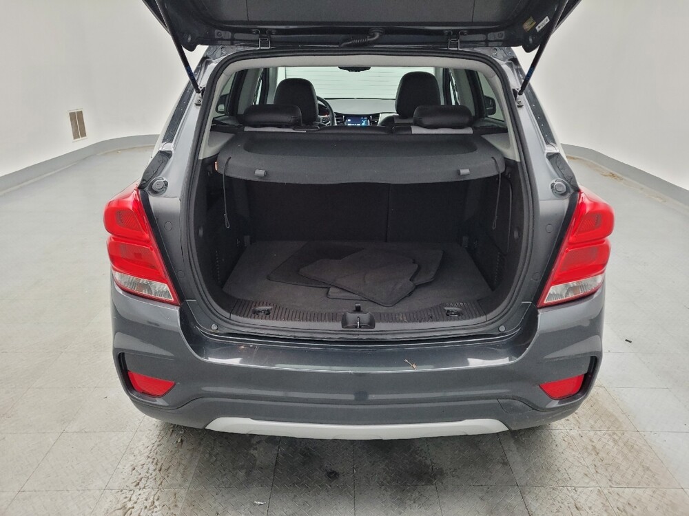 2017 Chevrolet Trax in Cincinnati, OH 45255 - 18086486 29