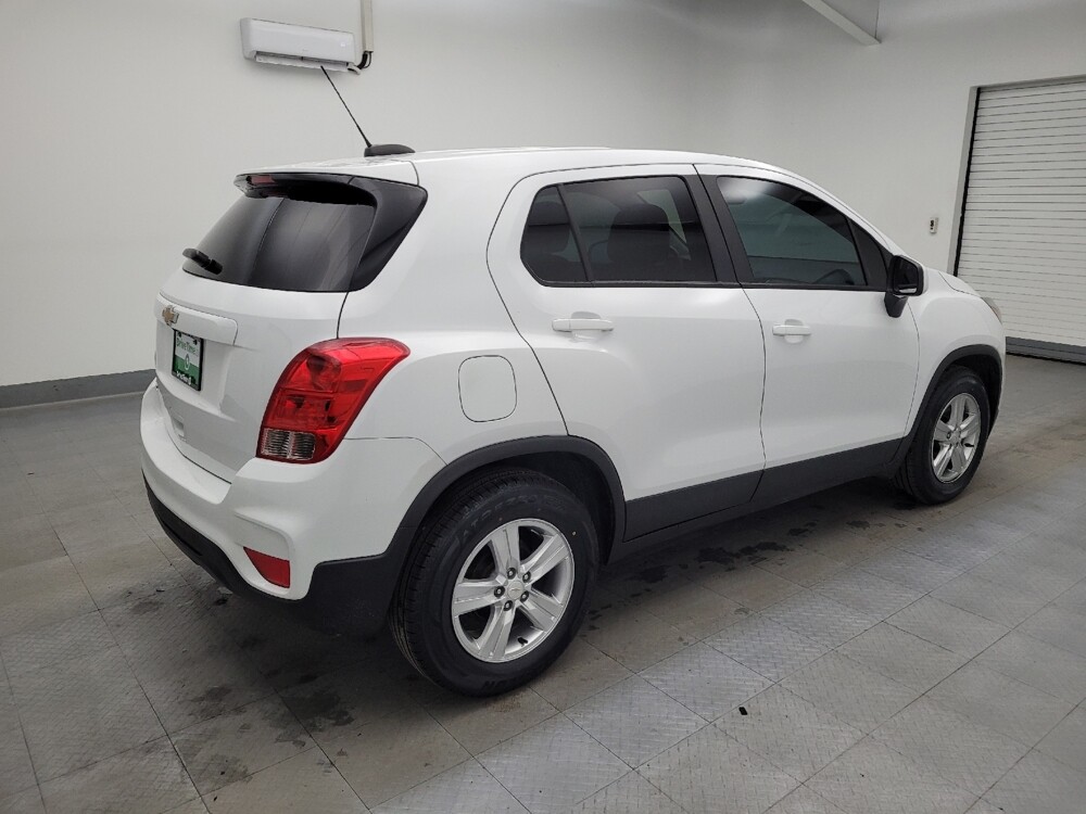 2020 Chevrolet Trax in Maple Heights, OH 44137 - 18086490 10