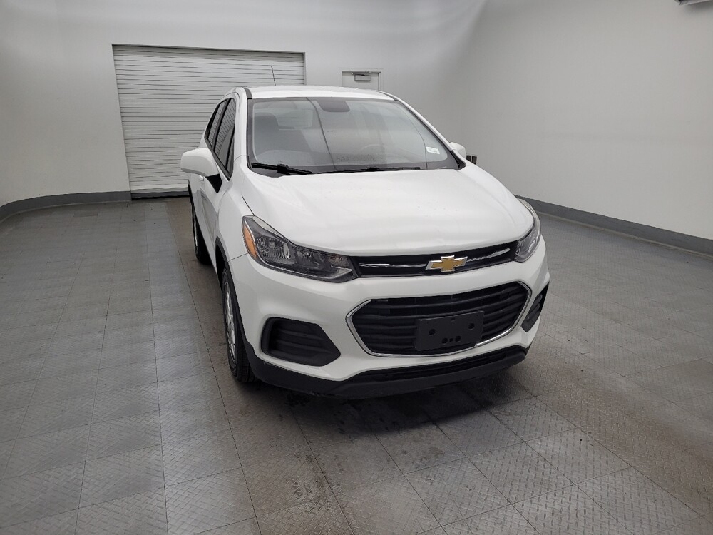 2020 Chevrolet Trax in Maple Heights, OH 44137 - 18086490 14