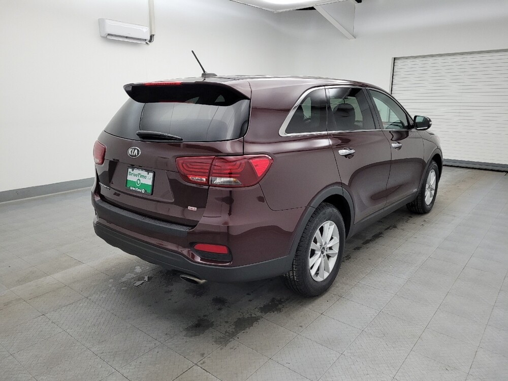 2020 Kia Sorento in Maple Heights, OH 44137 - 18086494 9