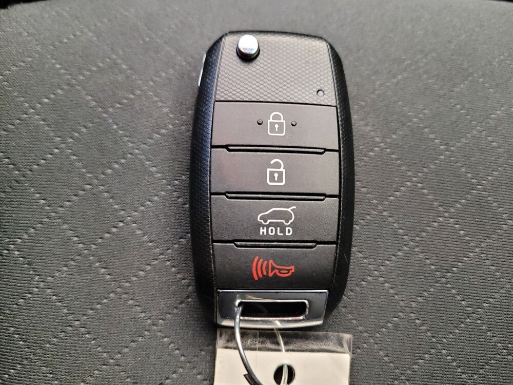 2020 Kia Sorento in Maple Heights, OH 44137 - 18086494 32