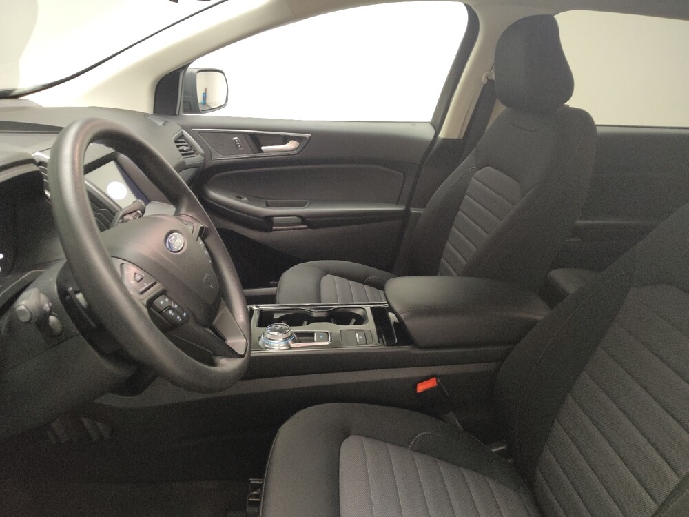 2020 Ford Edge in Grand Rapids, MI 49508 - 18086503 17