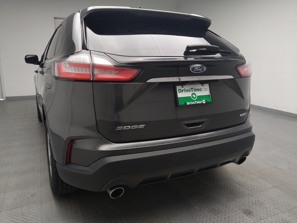 2020 Ford Edge in Grand Rapids, MI 49508 - 18086503 6