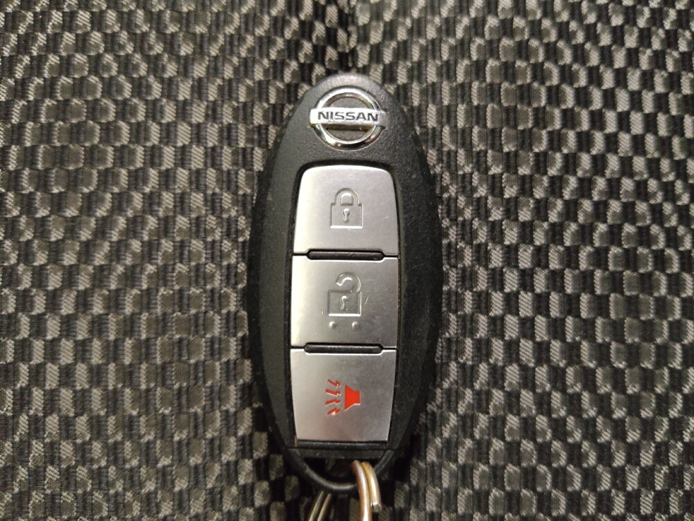 2018 Nissan Rogue Sport in Arlington, TX 76011 - 18086512 32