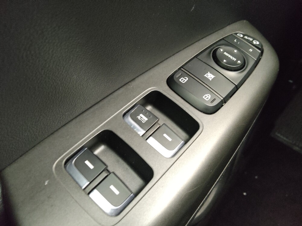 2017 Kia Sportage in Eastpointe, MI 48021 - 18086518 27