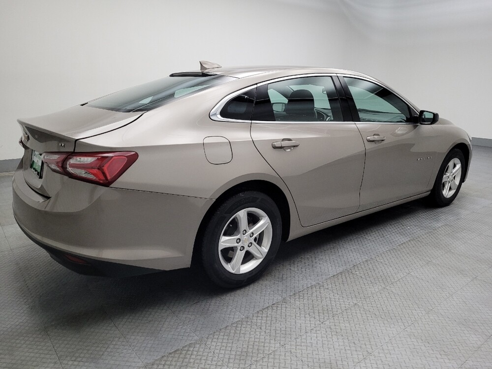 2022 Chevrolet Malibu in Midlothian, IL 60445 - 18086527 10