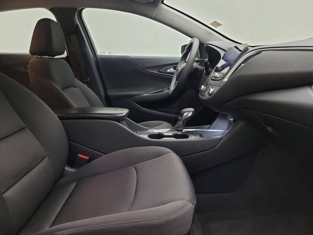 2022 Chevrolet Malibu in Midlothian, IL 60445 - 18086527 21