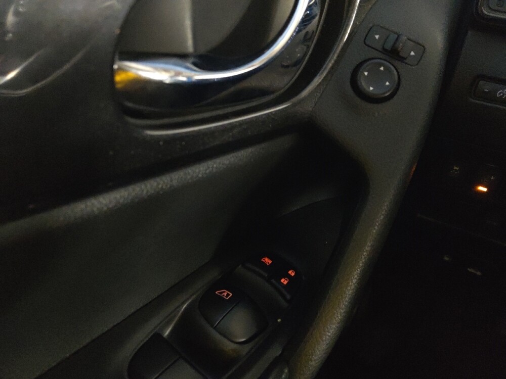 2017 Nissan Rogue in Athens, GA 30606 - 18086532 27