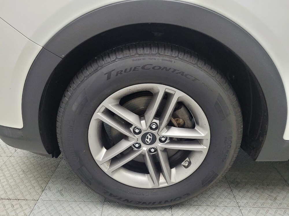 2017 Hyundai Santa Fe in Peoria, IL 61615 - 18086534 31