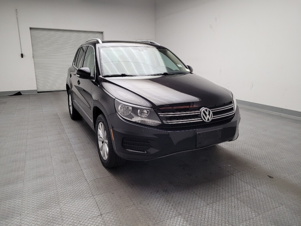 2017 Volkswagen Tiguan in Downey, CA 90241 - 18086535 14