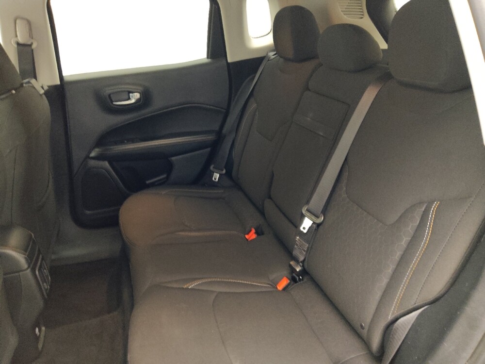 2018 Jeep Compass in Pensacola, FL 32505 - 18086538 18