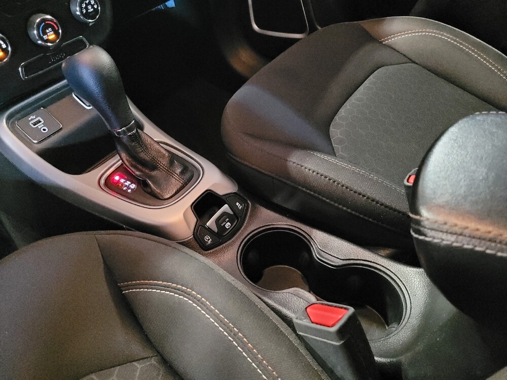 2018 Jeep Compass in Pensacola, FL 32505 - 18086538 26