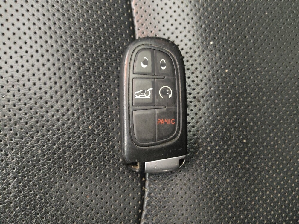 2019 Jeep Cherokee in Eastpointe, MI 48021 - 18086540 32