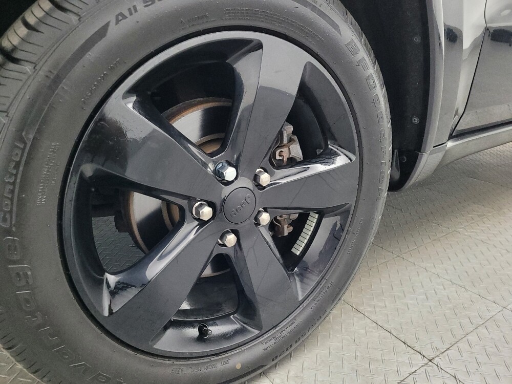 2015 Jeep Grand Cherokee in Jacksonville, FL 32225 - 18086541 31