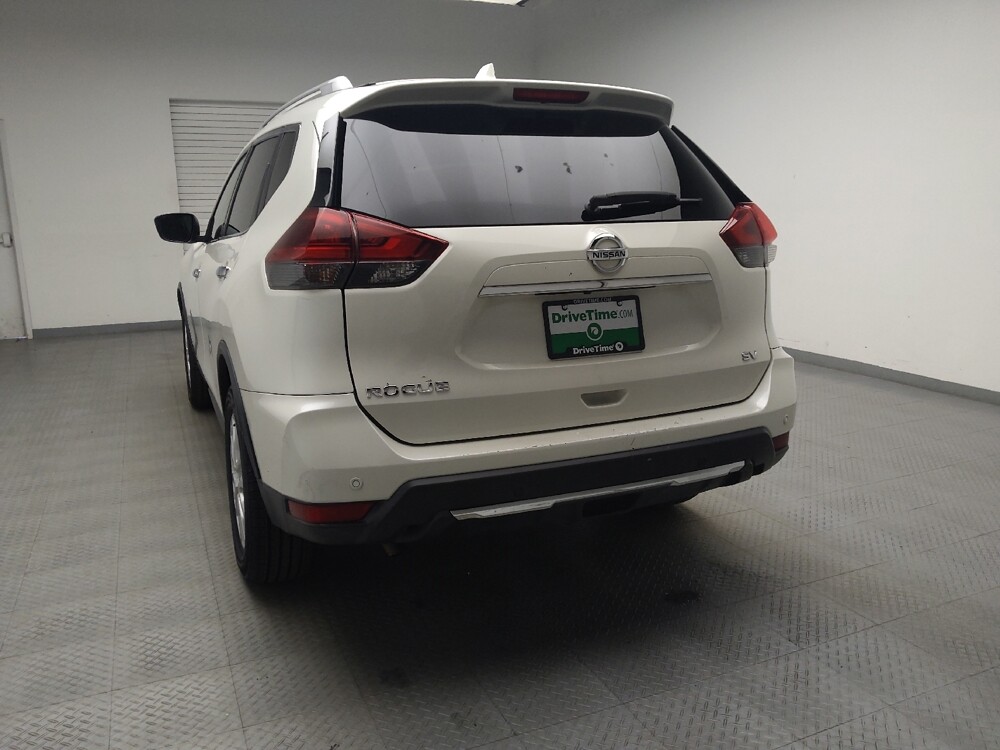 2019 Nissan Rogue in Taylor, MI 48180 - 18086552 6