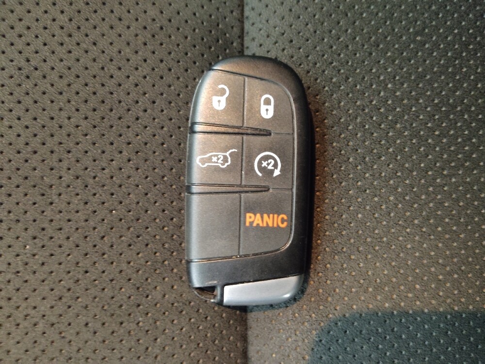 2020 Jeep Grand Cherokee in Taylor, MI 48180 - 18086553 32