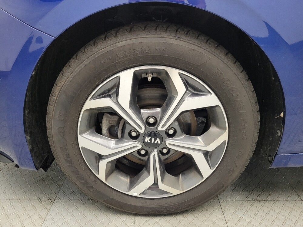 2019 Kia Forte in Springfield, MO 65807 - 18086560 31