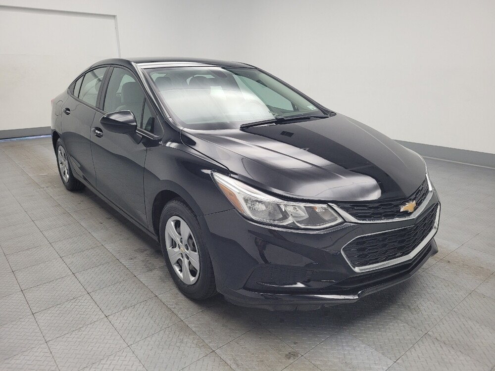 2017 Chevrolet Cruze in Memphis, TN 38128 - 18086563 13