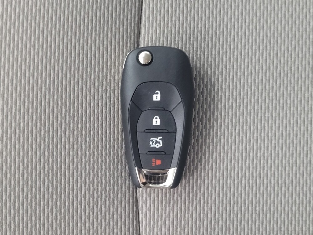 2017 Chevrolet Cruze in Memphis, TN 38128 - 18086563 32