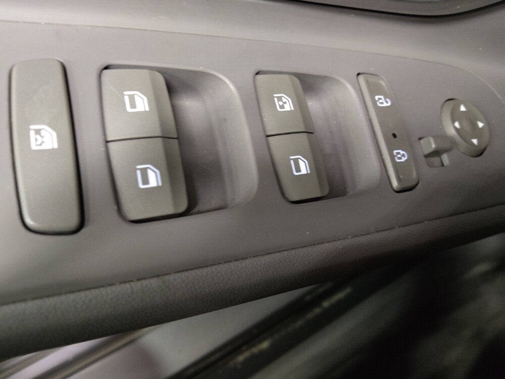 2021 Hyundai Elantra in Columbia, SC 29210 - 18086568 27