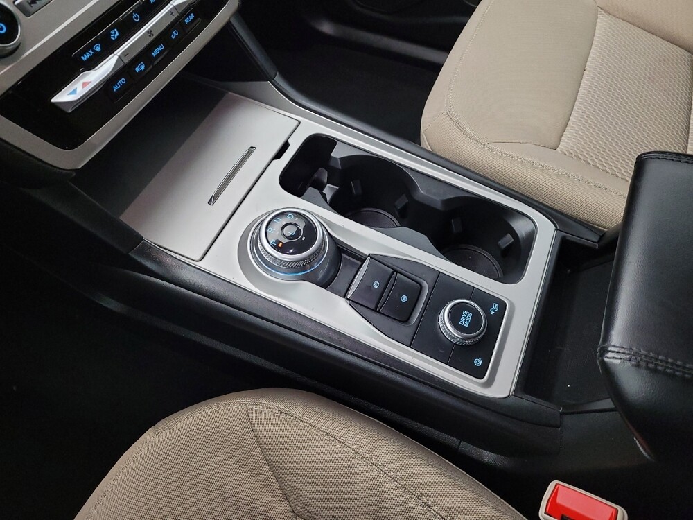 2022 Ford Explorer in Cincinnati, OH 45255 - 18086575 26