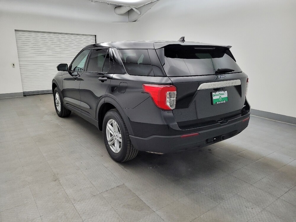 2022 Ford Explorer in Cincinnati, OH 45255 - 18086575 5