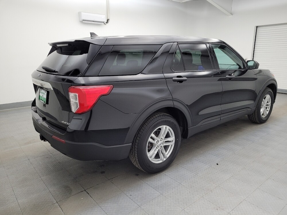 2022 Ford Explorer in Cincinnati, OH 45255 - 18086575 10