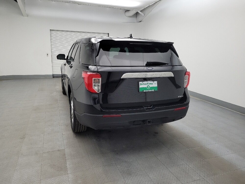 2022 Ford Explorer in Cincinnati, OH 45255 - 18086575 6