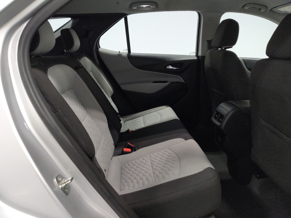 2018 Chevrolet Equinox in Columbus, OH 43231 - 18086577 19