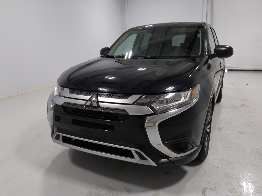 2020 Mitsubishi Outlander in Columbus, OH 43231 - 18086579 15