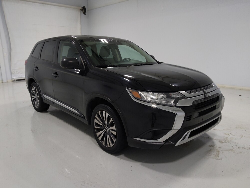 2020 Mitsubishi Outlander in Columbus, OH 43231 - 18086579 13