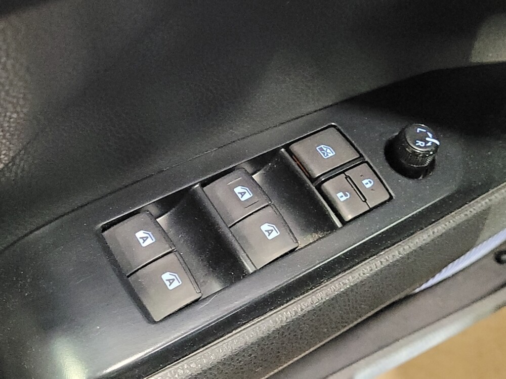 2018 Toyota Camry in Richmond, VA 23235 - 18086587 27