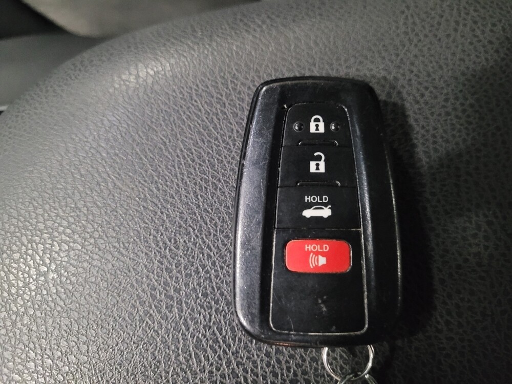 2018 Toyota Camry in Richmond, VA 23235 - 18086587 32