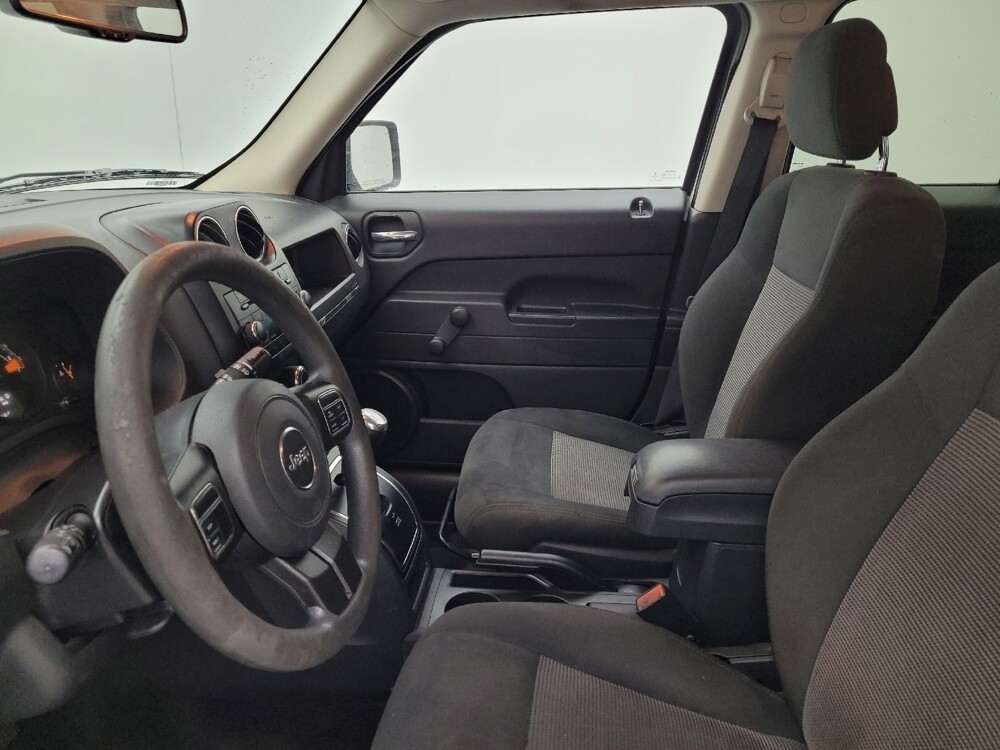 2017 Jeep Patriot in Salem, VA 24153 - 18086599 17