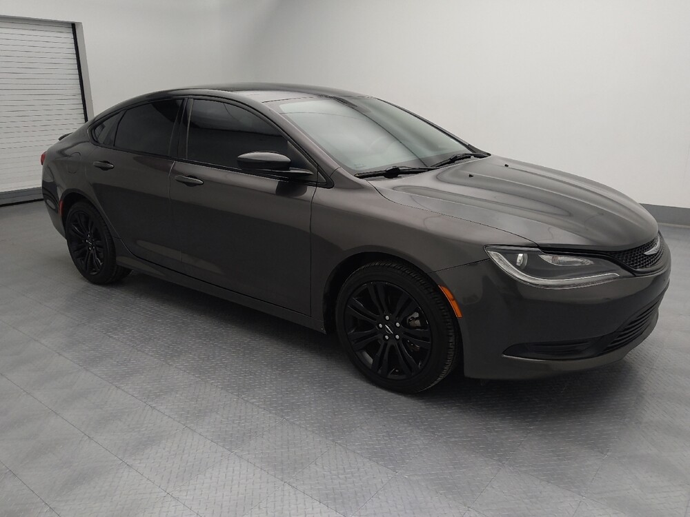 2017 Chrysler 200 in St. Louis, MO 63136 - 18086602 11