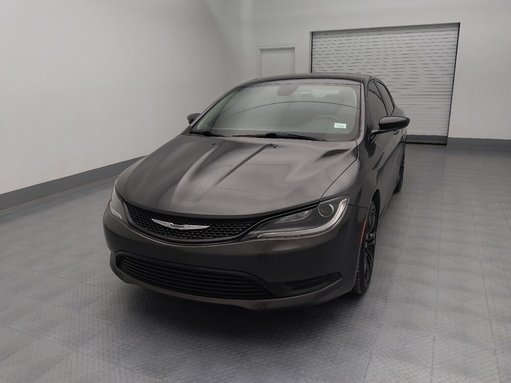 2017 Chrysler 200 in St. Louis, MO 63136 - 18086602 15