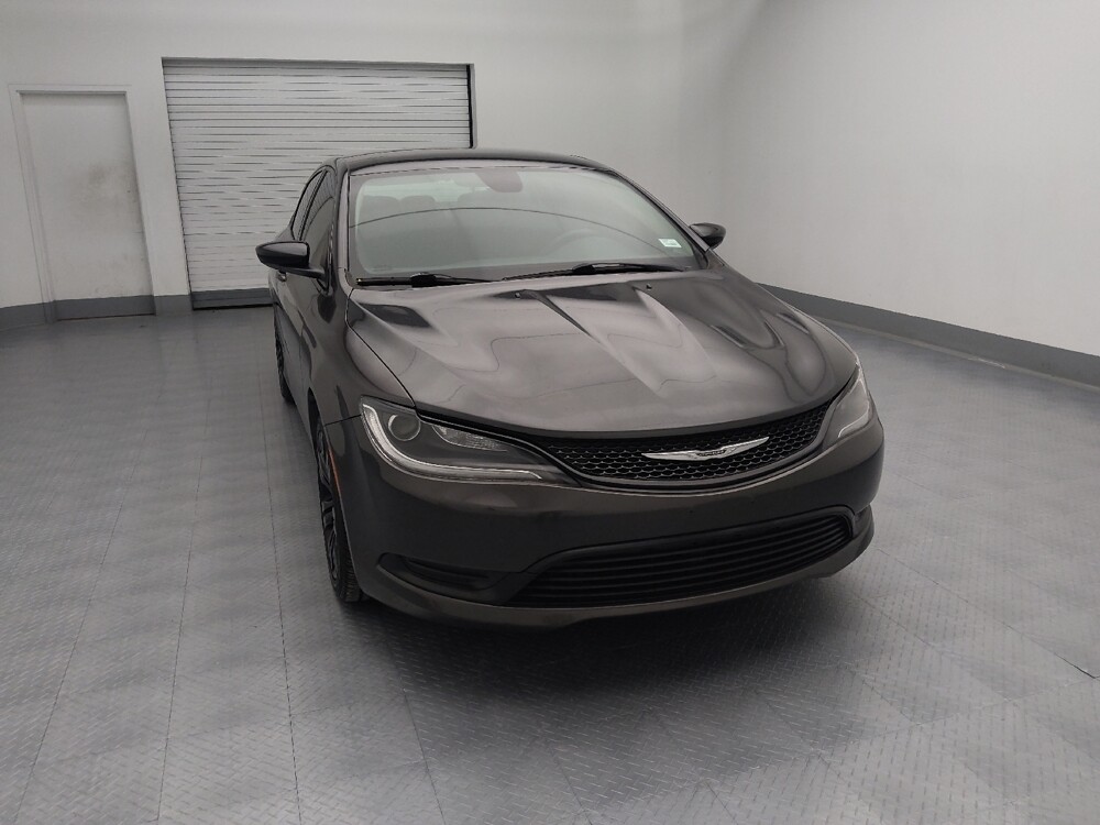 2017 Chrysler 200 in St. Louis, MO 63136 - 18086602 14