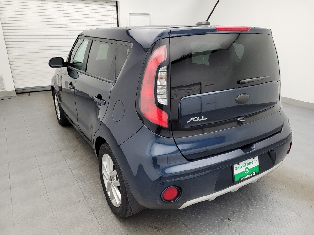 2019 Kia Soul in Greenville, SC 29607 - 18086607 5