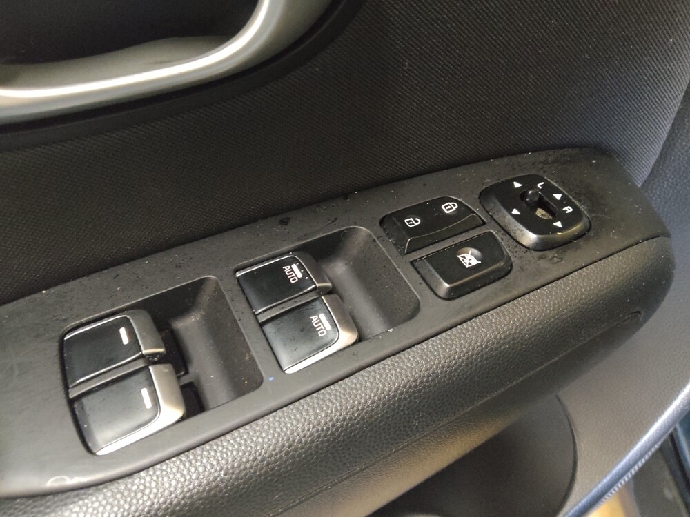 2019 Kia Soul in Greenville, SC 29607 - 18086607 27