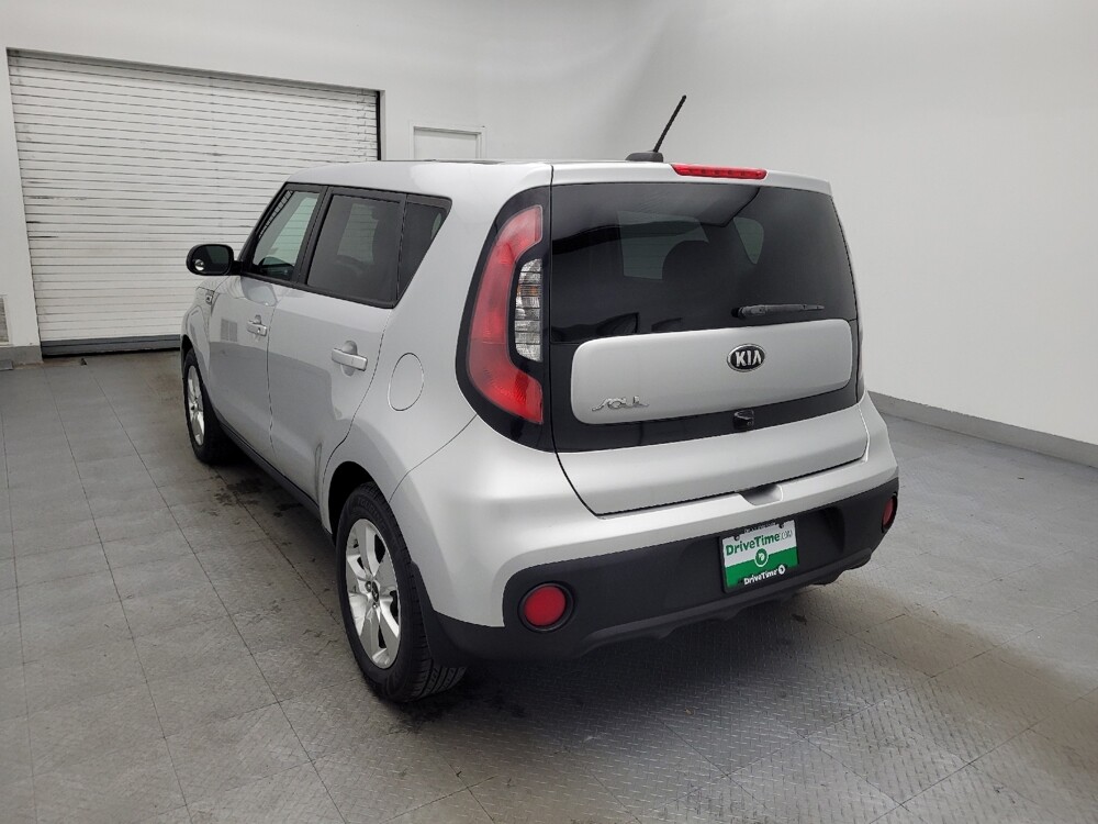 2017 Kia Soul in Greenville, SC 29607 - 18086610 5