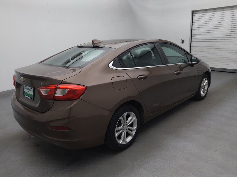 2019 Chevrolet Cruze in Charlotte, NC 28213 - 18086612 10