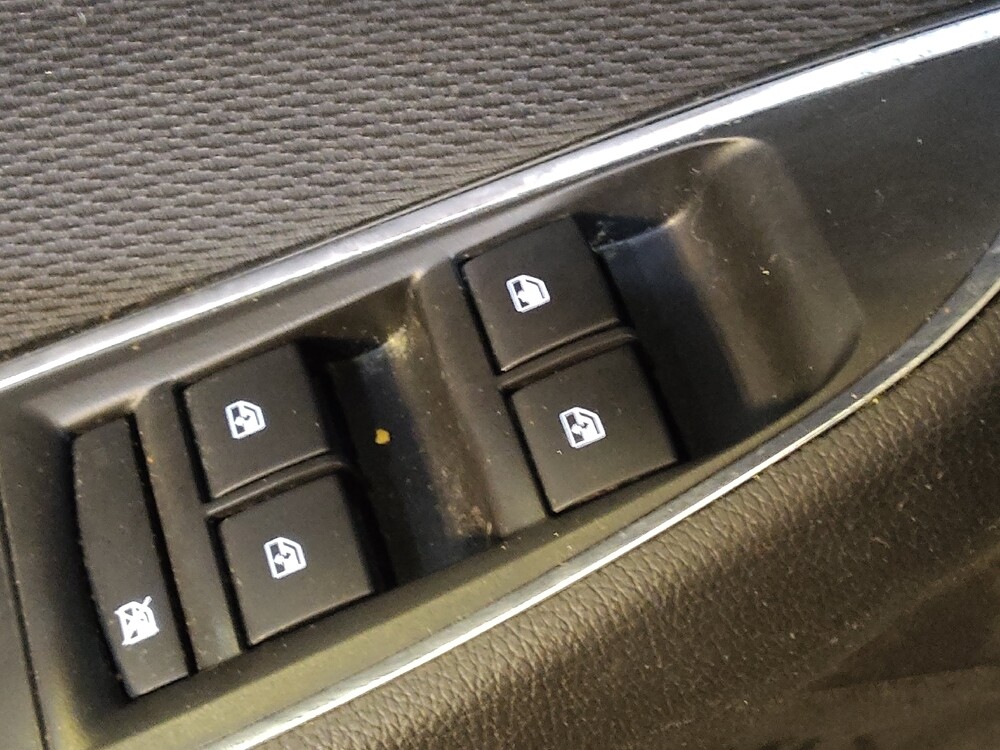 2019 Chevrolet Cruze in Charlotte, NC 28213 - 18086612 27