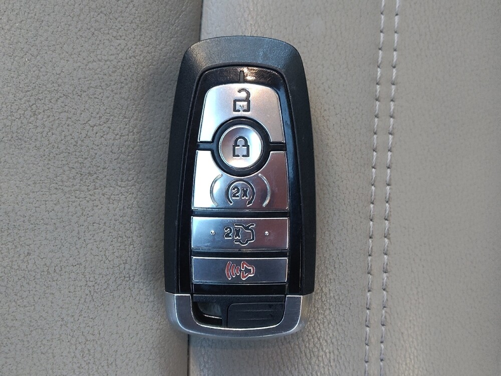 2018 Ford Fusion in Charlotte, NC 28213 - 18086613 32