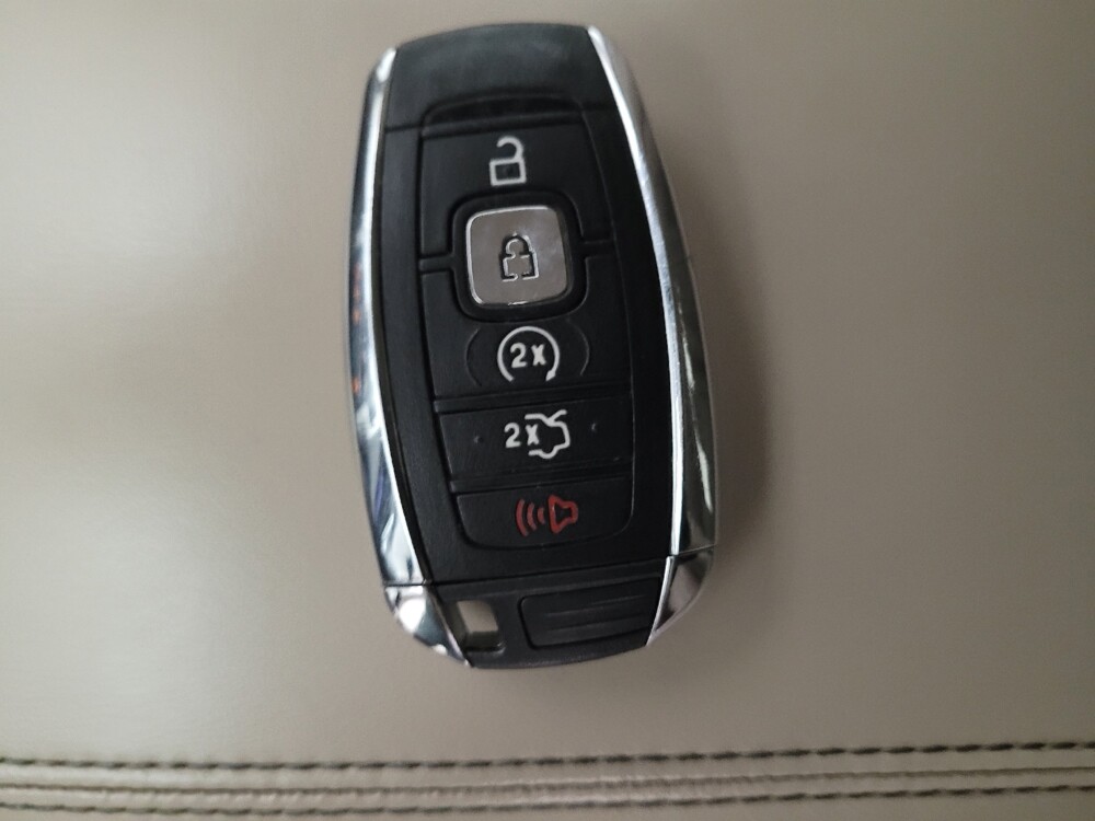 2017 Lincoln MKC in Torrance, CA 90504 - 18086619 32