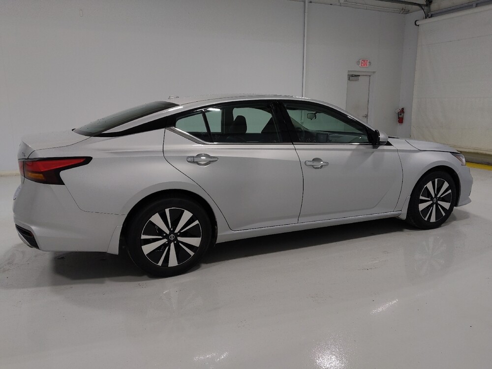 2022 Nissan Altima in Columbus, OH 43231 - 18086620 10